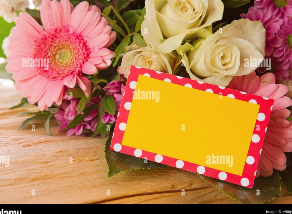 Descubre la mejor forma de expresar tus sentimientos a alguien 1 una imagen de un ramo de flores coloridas con una tarjeta de amor en primer plano