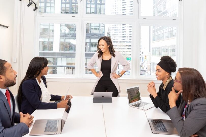 Consejos para ser asertivo y respetuoso al expresar indiferencia 1 una imagen que represente la comunicacion asertiva y respetuosa